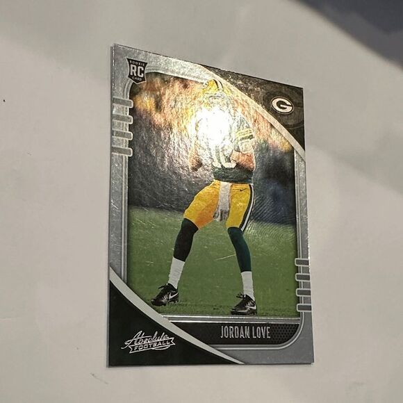 Panini Trading Card - Green and Yellow of Jordan love Rc mint condition - Picture 2 of 3